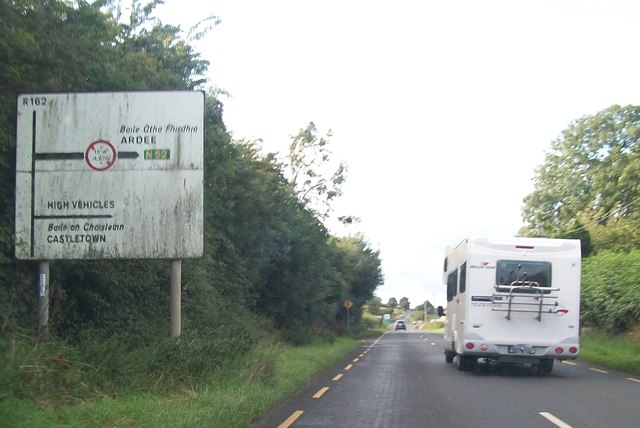 Warning of height restriction on the N52