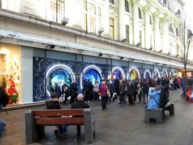 People viewing Fenwick's Christmas&hellip; © Graham Robson :: Geograph