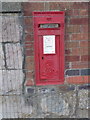 Llandudno: postbox № LL30 116, Abbey Road