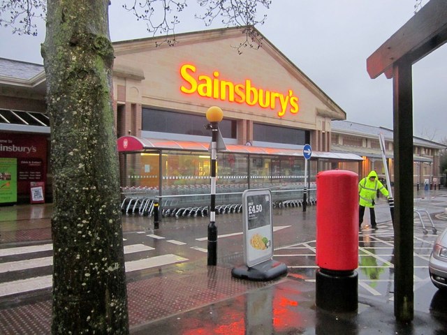 Sainsbury's, The Willows, on a wet day