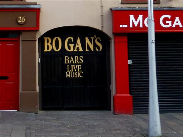 Bogan\u0026#39;s Bar entry, Omagh \u00a9 Kenneth Allen :: Geograph Britain and Ireland