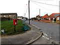 Kemps Lane & Cromwell Avenue Postbox