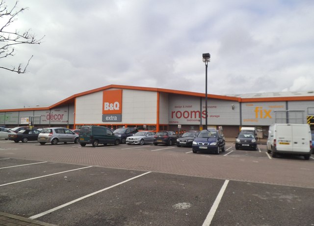 B and Q Store © Gordon Griffiths :: Geograph Britain and Ireland