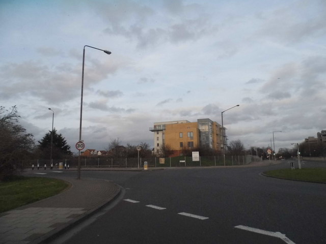 Roundabout on Central Way, Thamesmead