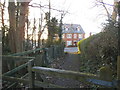 Path from Wills Grove overlooking Hammers Lane