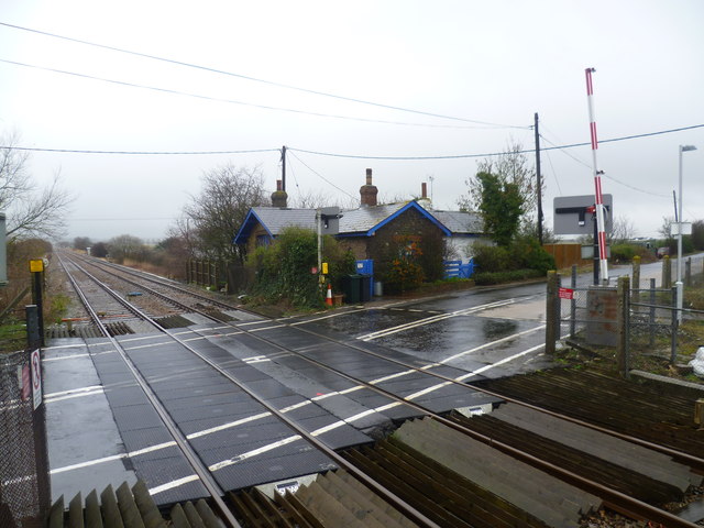 The level crossing at Appledore station