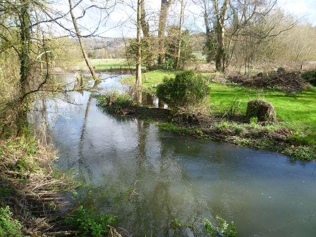 River Darent near Mill Lane © Marathon :: Geograph Britain and Ireland