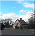 Cottage near Burford Roundabout