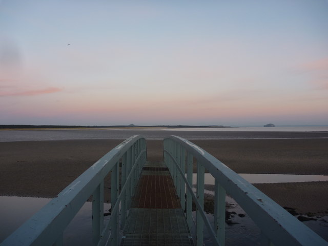 Coastal East Lothian : Daybreak At Belhaven Sands