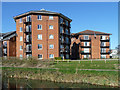 Flats by the river, Bishop