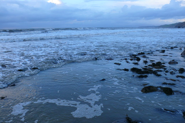 Traeth Llanrhystud / Llanrhystud Beach © Ian Medcalf cc-by-sa/2.0 ...