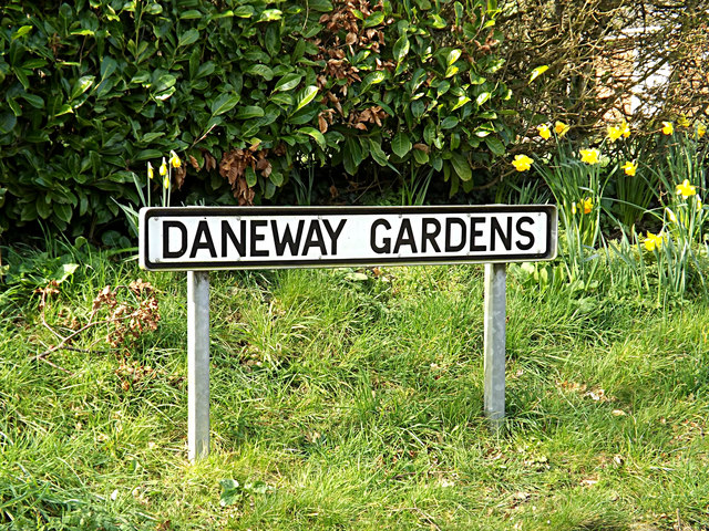 Daneway Gardens sign