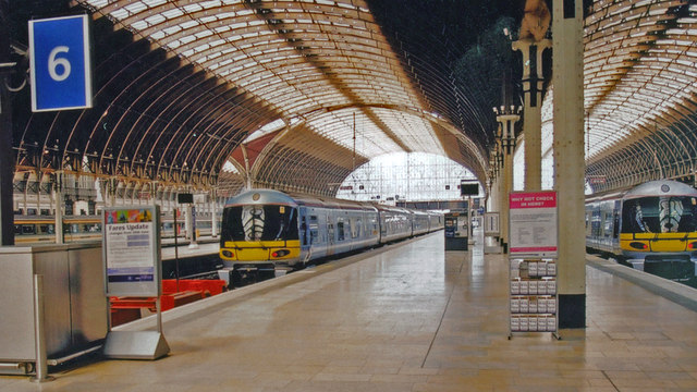 Paddington Station, Heathrow Express platforms, July 19 2000