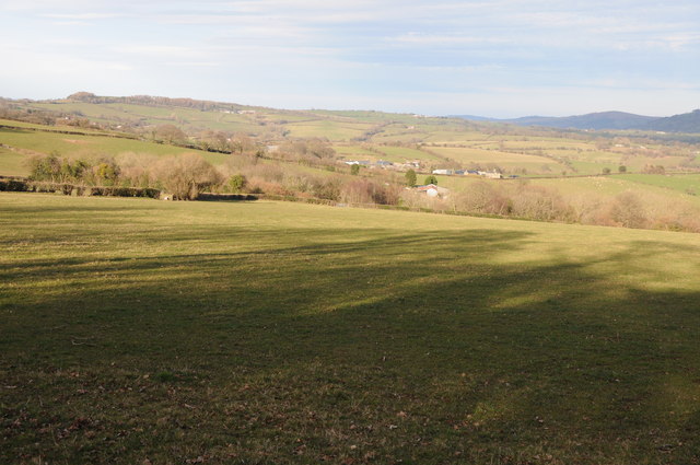 Farmland near Pen-y-parc
