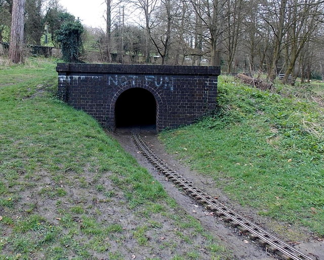 Model railway tunnel in Stratford Park,... © Jaggery cc-by-sa/2.0 ...