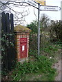 Whitecroft: postbox № PO30 63