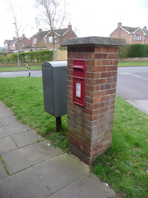 Sherborne: postbox № DT9 97, St. Catherines Crescent