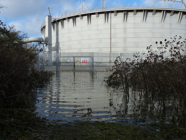 Flooding next to the gasometer
