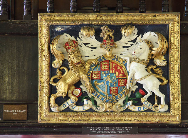St Martin, Acrise - Royal Arms