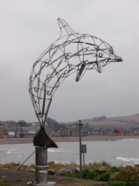 Metal sculpture: Bottle-nosed Dolphin