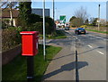 SK7223 : Postbox along Nottingham Road by Mat Fascione