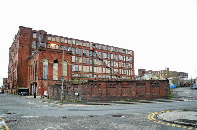 Bolton Textile Mill No. 2 © Chris Allen :: Geograph Britain and Ireland