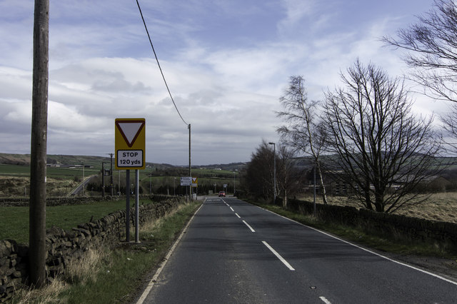 Junction in 120 yards on B6106
