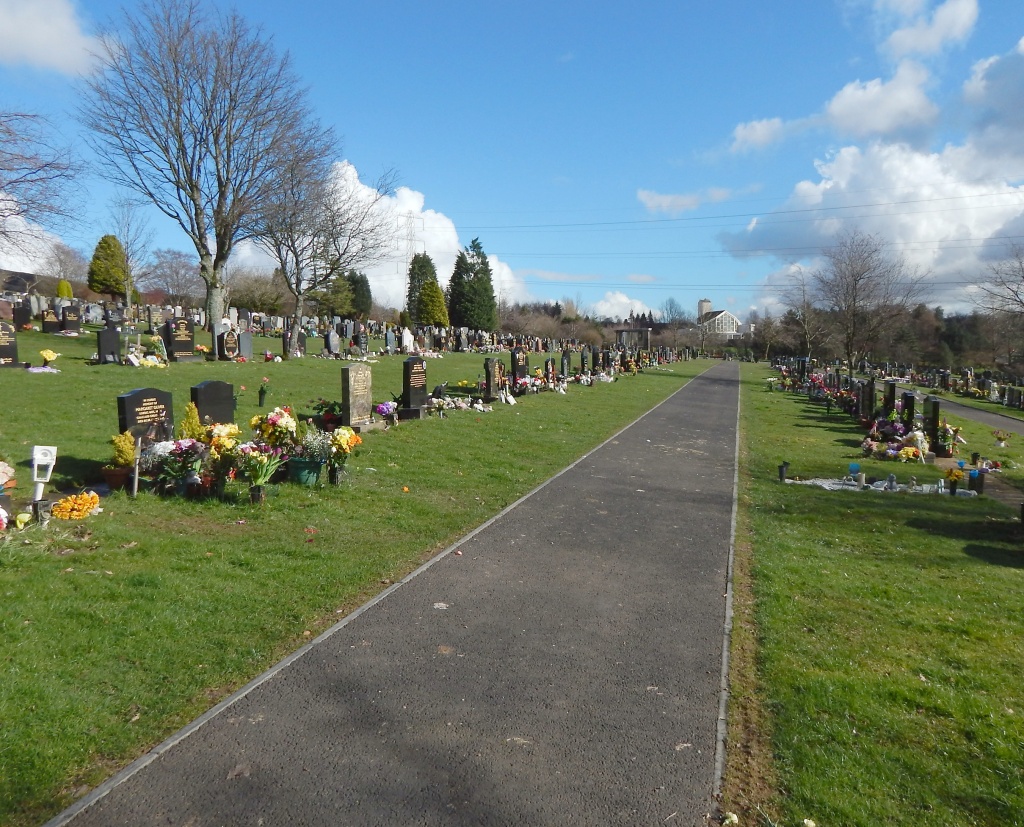 North Dalnottar Cemetery © Lairich Rig cc-by-sa/2.0 :: Geograph Britain ...