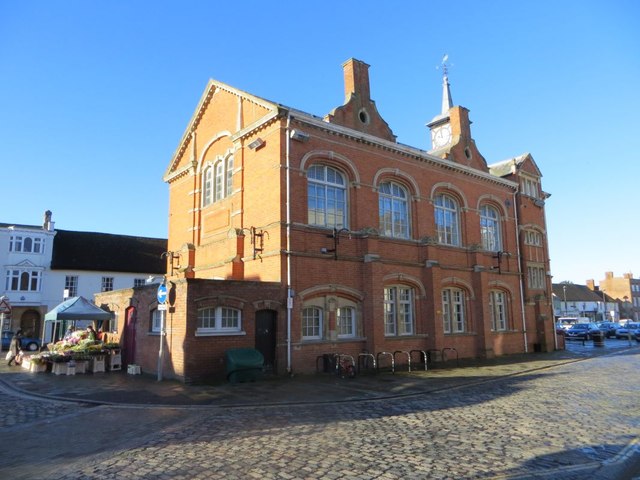 Thame Town Hall © Bill Nicholls cc-by-sa/2.0 :: Geograph Britain and ...