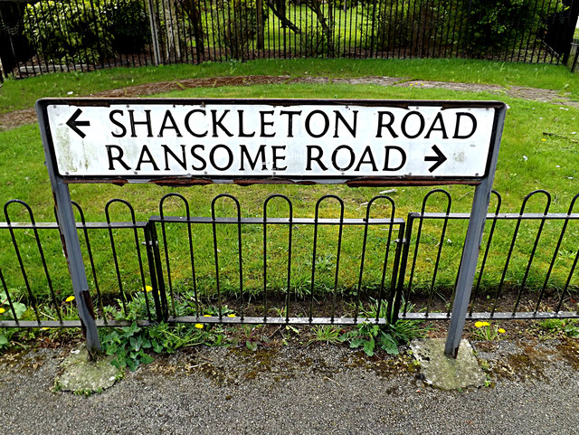 Shackleton Road & Ransome Road sign