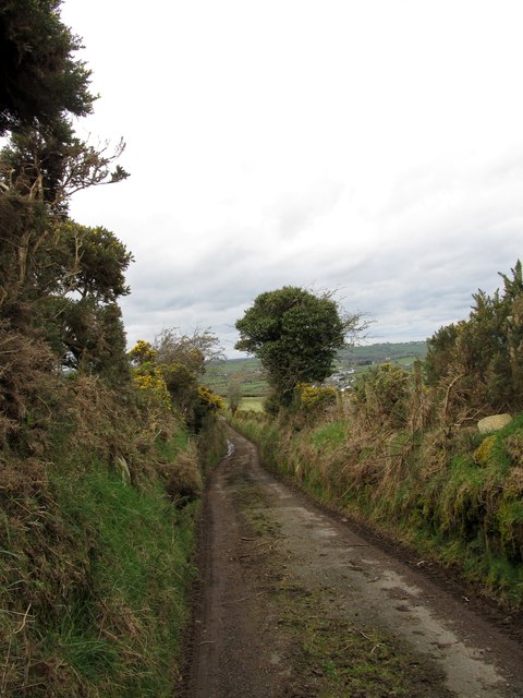 The middle section of Gordons Lane