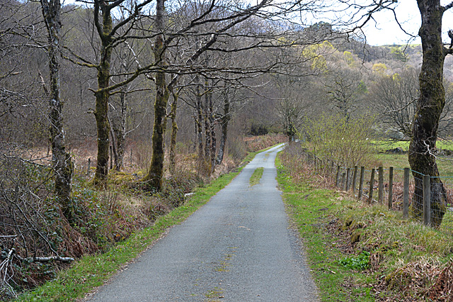 Minor road south of the Afon Llugwy