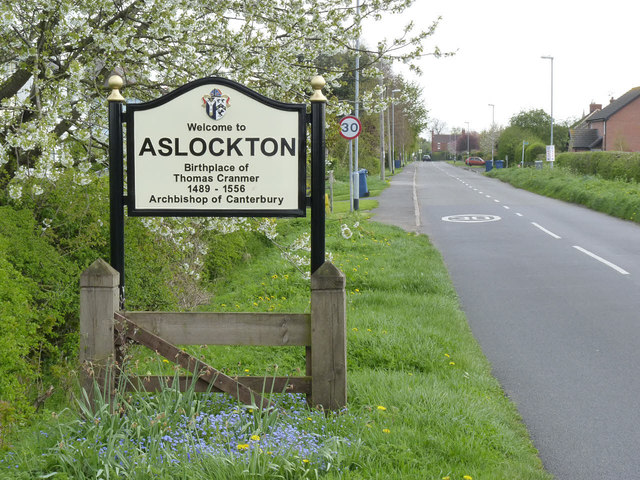 Aslockton village sign