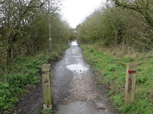 Chilton side of the footpath