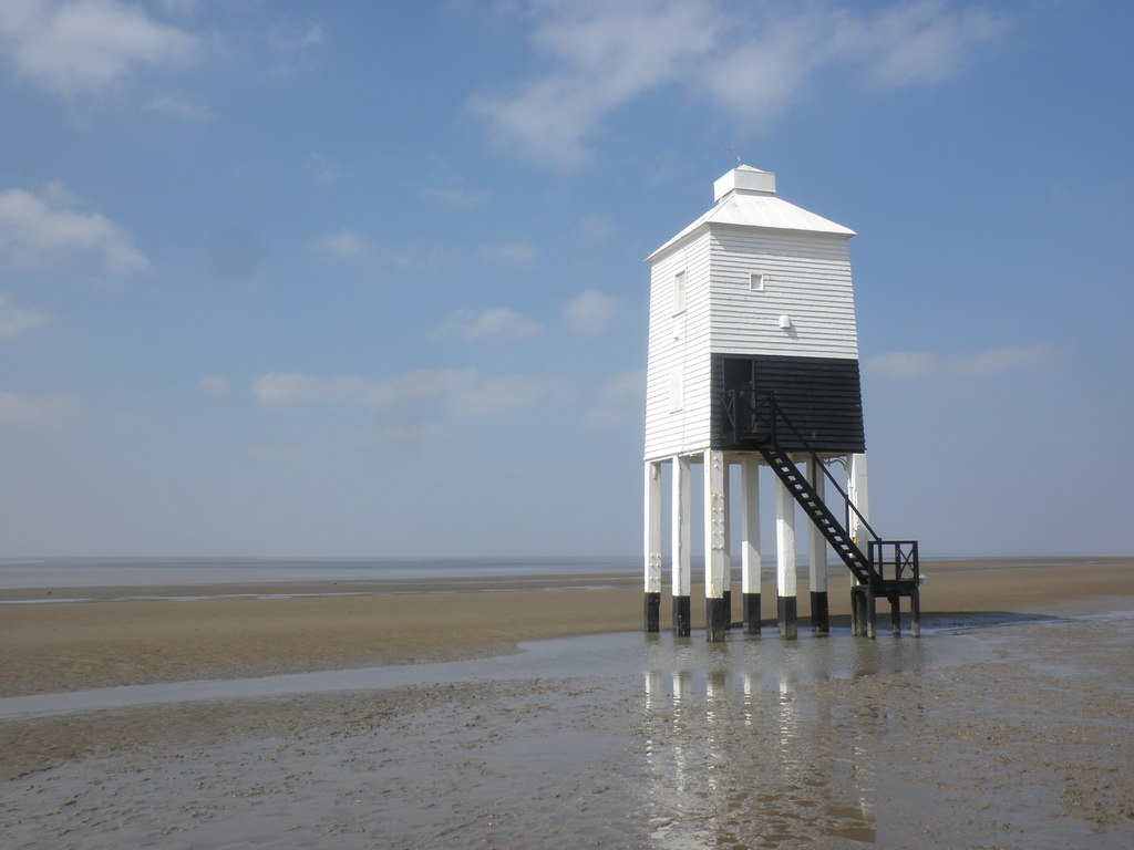 The 'Low' Lighthouse, Burnham-on-Sea © Roger Cornfoot :: Geograph ...