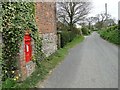 Edward VII wall postbox at Wickmere