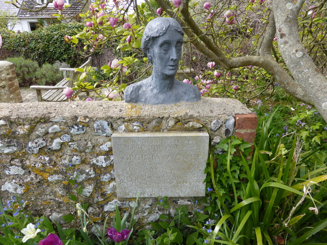 Bust of Virginia Woolf