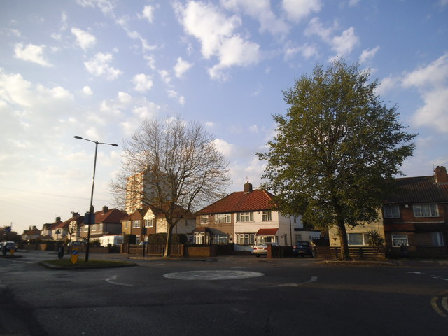 Homestead Way at the junction of Overbury Crescent