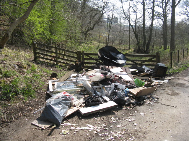 Fly-tipping at Crichton