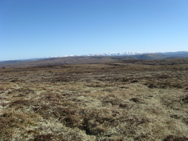 South side of Carn nan Tri-tighearnan