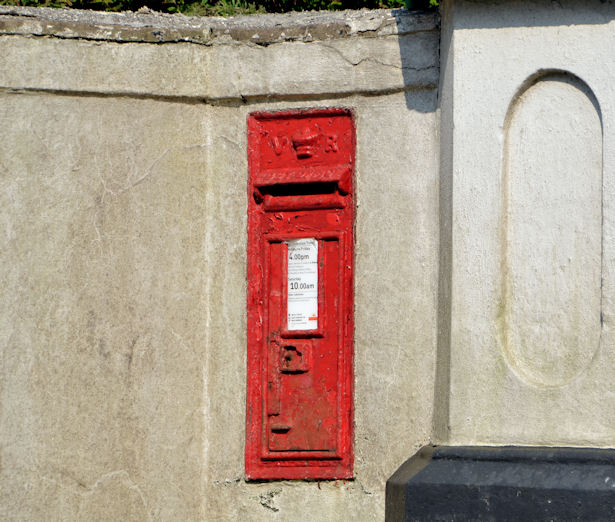 Victorian wall box (BT38 286) near Whitehead (1)