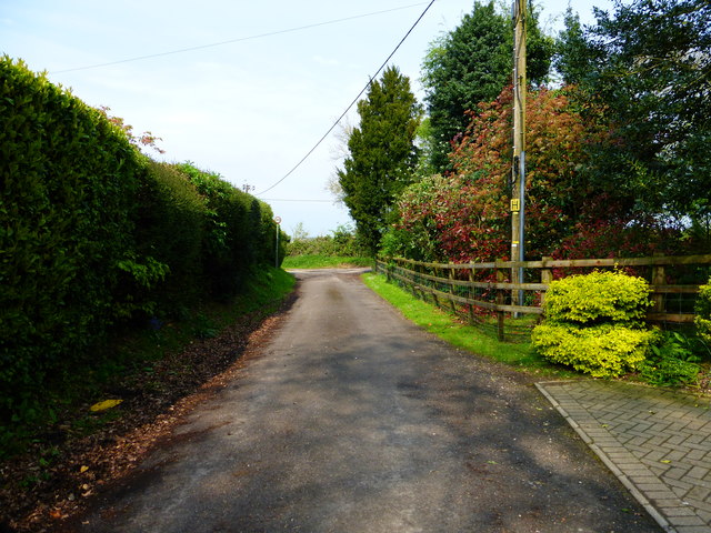 The eastern end of Cleves Lane