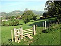 Sticil ger the Grove Hall / Stile near the Grove Hall