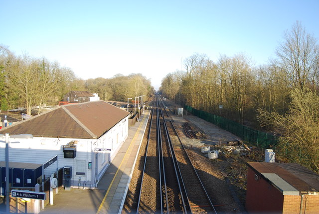 South Eastern Main Line, Pluckley... © N Chadwick :: Geograph Britain ...