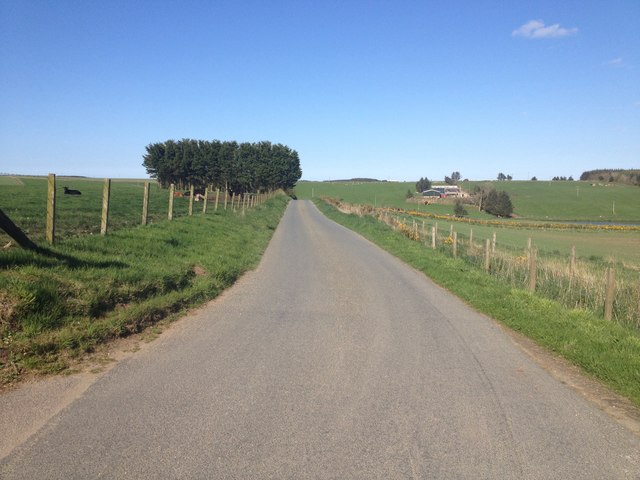 Fedderate Reservoir, Aberdeenshire - area information, map, walks and more