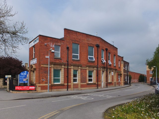 Cottingham Road, Kingston upon Hull © Bernard Sharp :: Geograph Britain ...