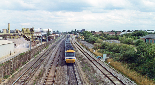 Paddington - Reading main line at Dawley, near site of Airport Junction, 1994