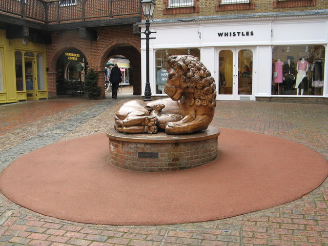 The Lion and the Lamb Statue, Farnham