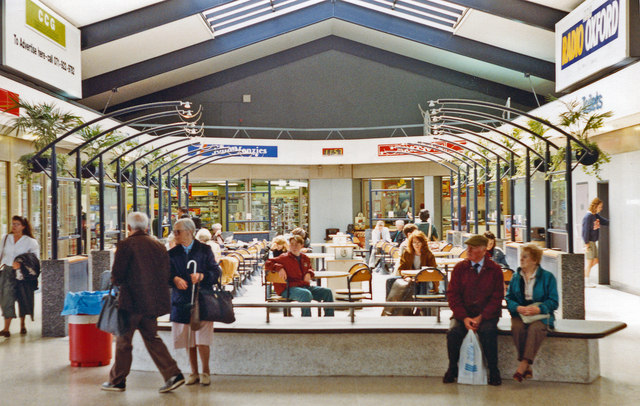 Oxford Station, refreshment room 1992 © Ben Brooksbank :: Geograph Britain  and Ireland