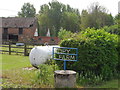 Broken down buildings at Copy Farm